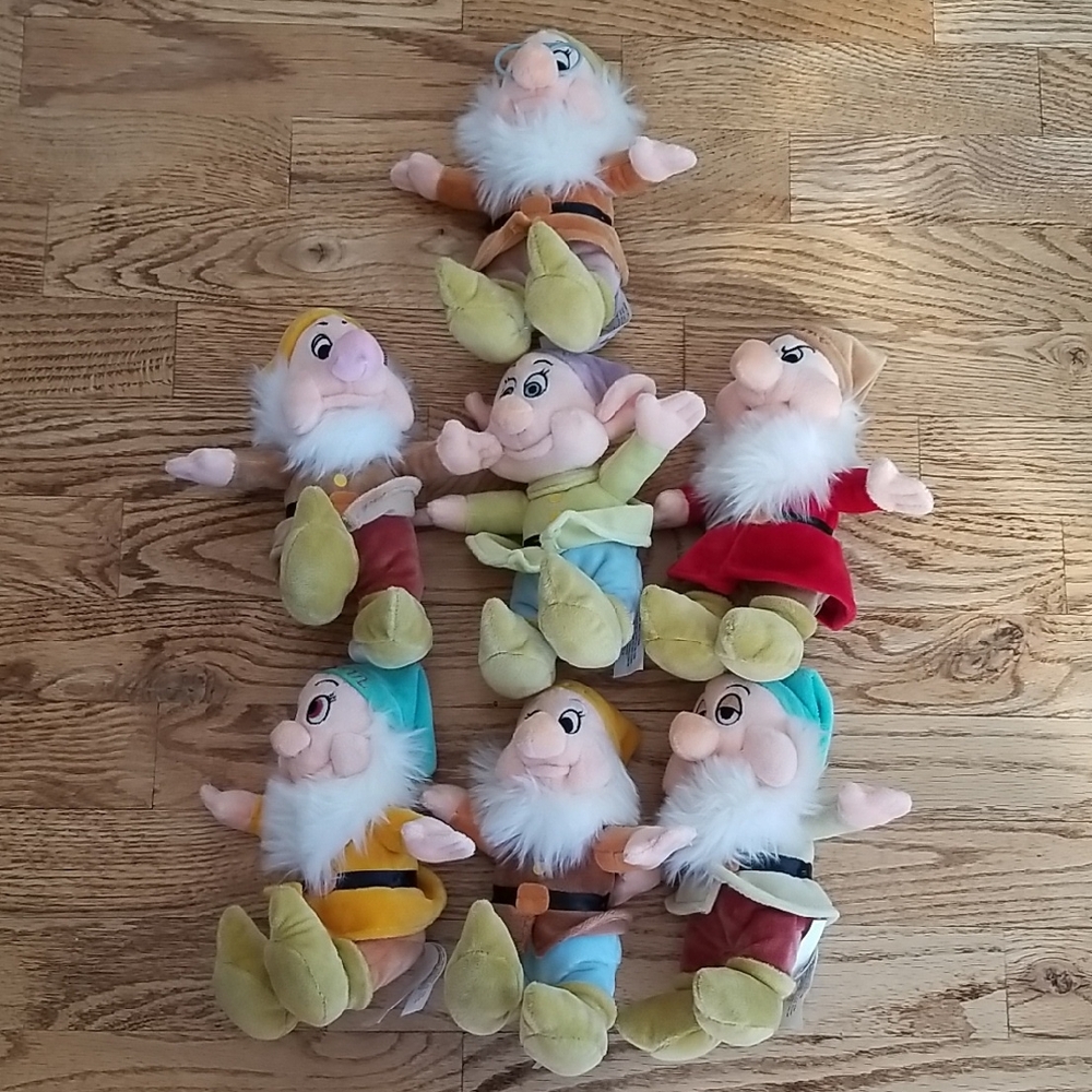 Disney Snow White And The Seven Dwarfs 7-Piece Complete Bundle RARE